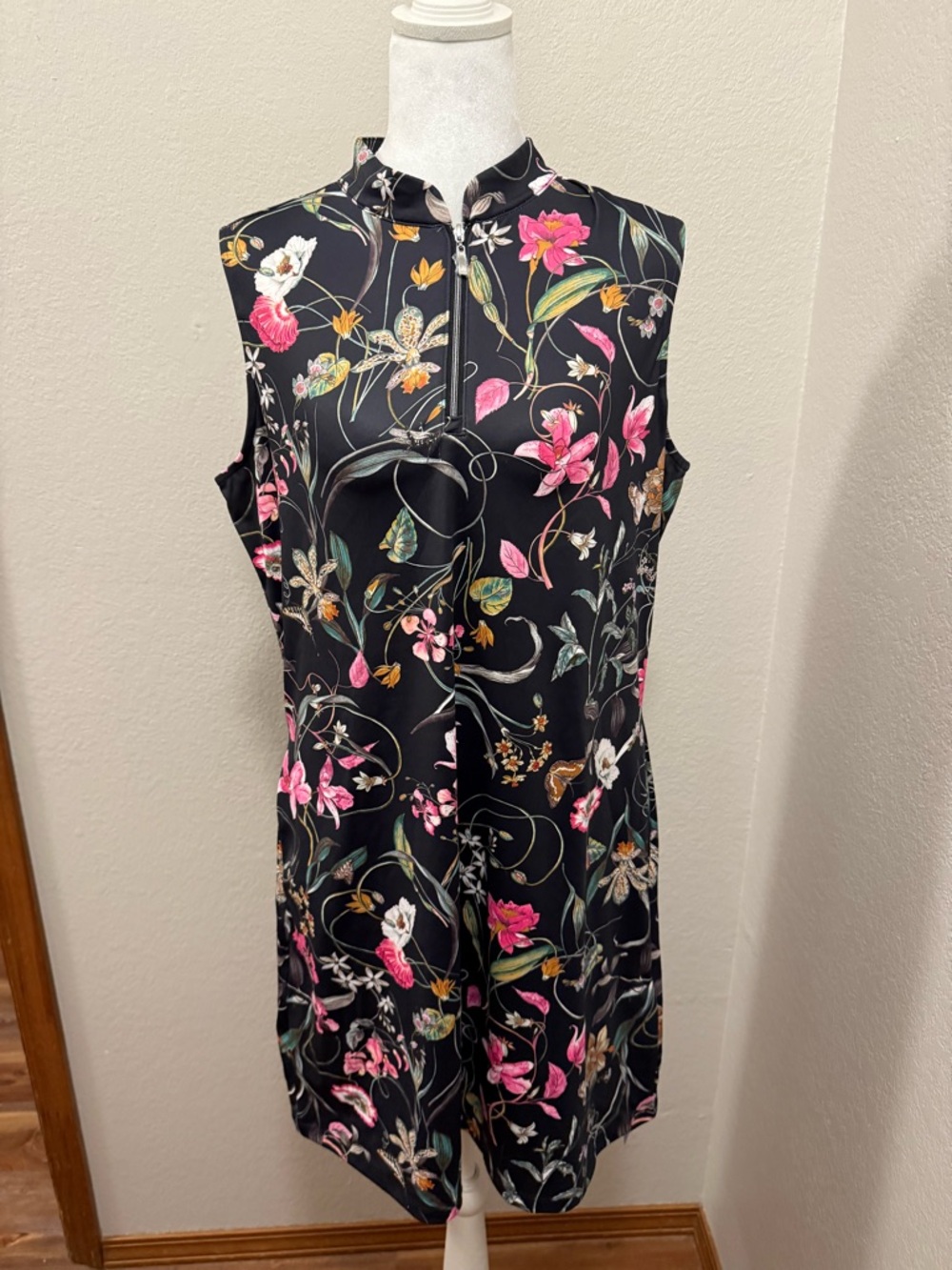 Black Floral Sleeveless Golf/Sports Dress